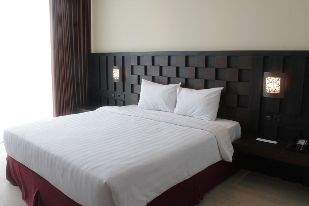 Grand Orchid Hotel Yogyakarta Maguwo Extérieur photo